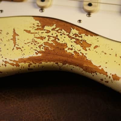 Fender Custom Shop 1956 Stratocaster Super Heavy Relic in Aged India Ivory image 3