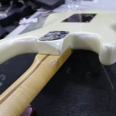 Fender American Deluxe Stratocaster Ash with Maple Fretboard 2013 - 2015 - White Blonde image 7