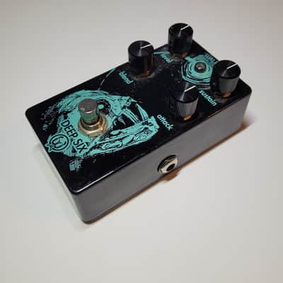 Walrus Audio Deep Six Compressor V1 Limited Edition - Angler Fish 2014 - 2016 - Black / Teal Angler Fish image 3