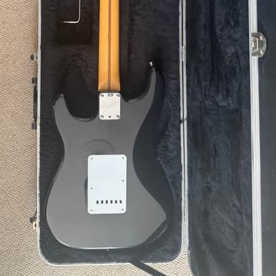 Fender Big Apple Stratocaster with Maple Fretboard 1997 - 2000 - Black image 6