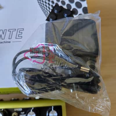 Strymon Volante Tape/Drum delay and looper pedal (boxed) image 2