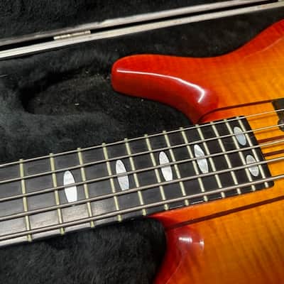 Used PEAVEY TL-Five 5-string electric Sunburst Orange w/ Hard Case BASS guitar TL-5 image 4