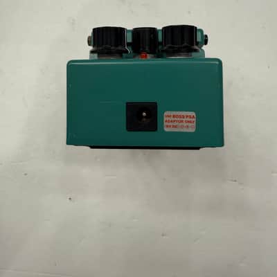 Boss Roland TR-2 Tremolo Guitar Effect Pedal image 5