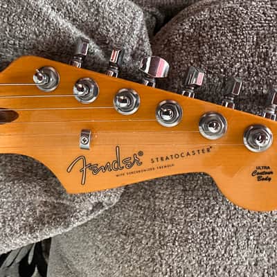 Fender American Ultra Luxe Vintage '60s Stratocaster HSS 2025 - Present - Fiesta Red image 6