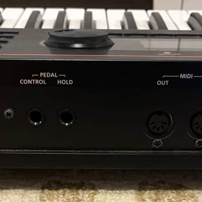 Roland Juno DS61 Synthesizer 2018 - Present - Black image 7