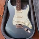 Fender 2016 Deluxe Roadhouse Stratocaster Mystic Ice Blue