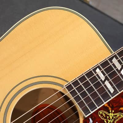Minty! 2005 Gibson Custom Shop Hummingbird Birds Eye Maple Dreadnought Acoustic Guitar Natural + OHSC image 4