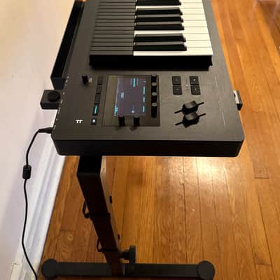 Expressive E Osmose 49-Key 24-Voice Polyphonic Synthesizer 2022 - Present - Black image 4