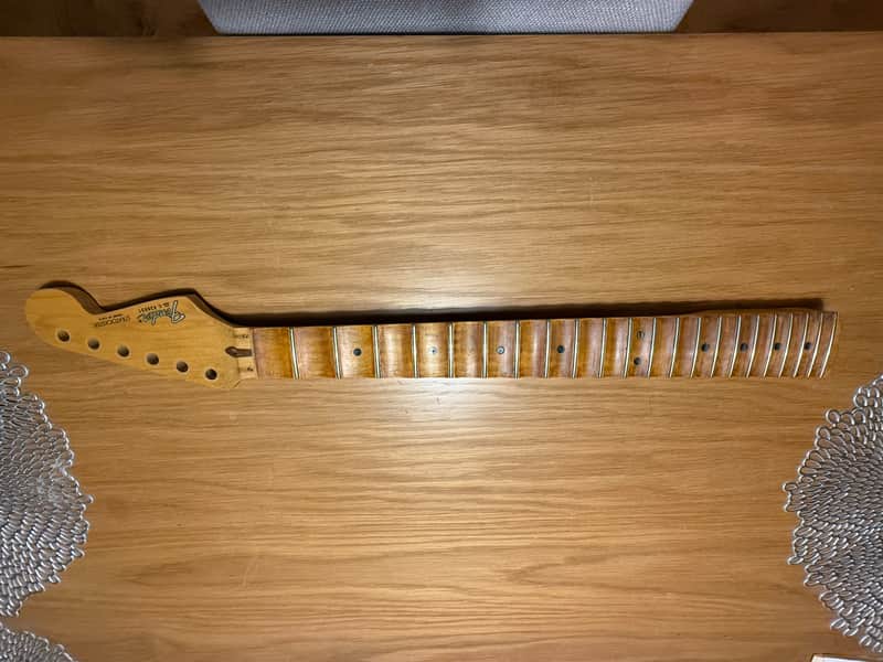(Scalloped) Fender Stratocaster Neck Japan 1987 E series image 1