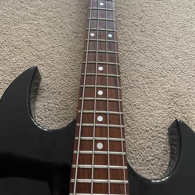 Vox White Shadow Bass, 1984 , Matsumoku Factory -Japan, with Hardshell Case. image 3