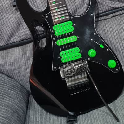Ibanez JEM777V-BK Steve Vai Signature Vine 1990 - Black image 1