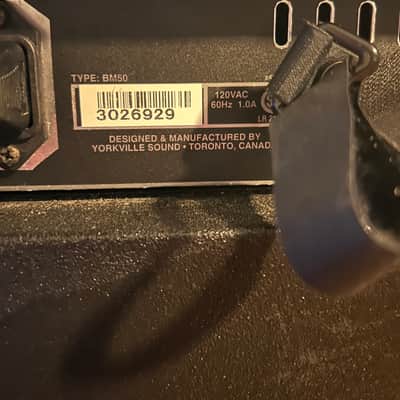 Yorkville BassMaster XM50 – 50W 1x10 Bass Combo Amp amplifier image 7