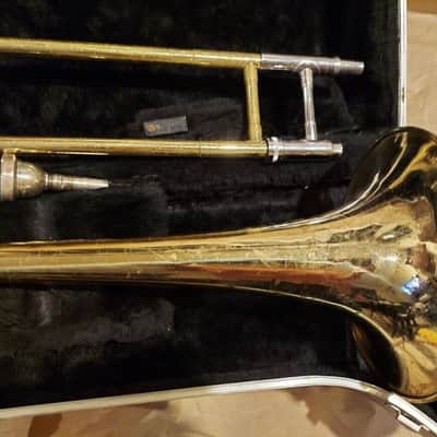 Blessing Scholastic Tenor Trombone, Case & Mouthpiece. Made in USA. Good. image 7
