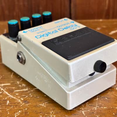 BOSS DD-2 DD2 Digital Delay Made in Japan big chip sde3000 Eric Johnson image 4