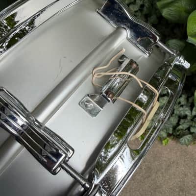All Original Ludwig Acrolite 5x14" 8-Lug Aluminum Snare Drum w/ Rounded Blue/Olive Badge image 10