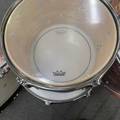 Ludwig Classic Oak Rose Marine Pearl 4pc Drum Set image 7