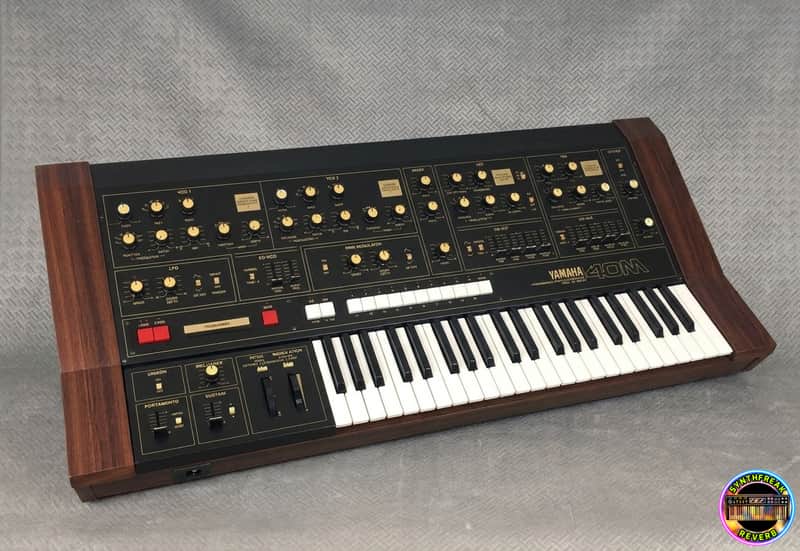 Yamaha CS-40M Duophonic Synthesizer