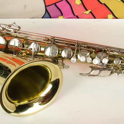 Used 1969 Conn 10M Tenor Saxaphone, Hard Case image 4