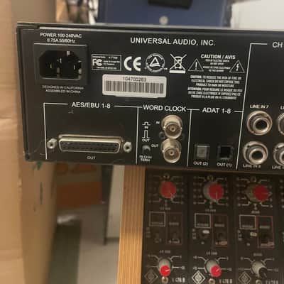 Universal Audio 4-710d 4-Channel Microphone Preamp 2010 - Present - SIlver Bild 4