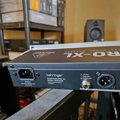 Behringer MDX2600 Composer Pro-XL Compressor / Limiter 2010s - Standard image 2