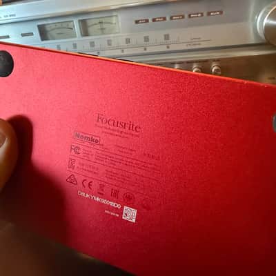 Focusrite Scarlett 4i4 4th Gen USB Audio Interface 2023 - Present - Red image 7