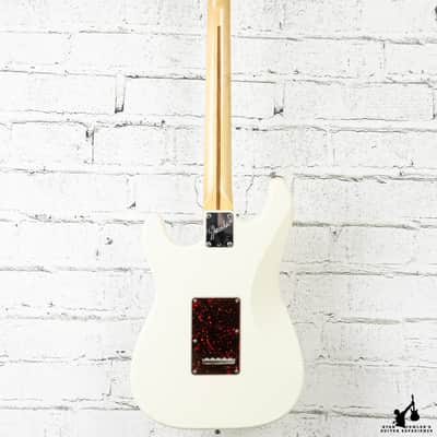 1997 Fender USA Roadhouse Strat White w/ Case image 5