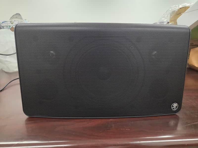 Mackie FreePlay LIVE 150W Battery Operated All-In-One PA w/ Bluetooth - Used image 1