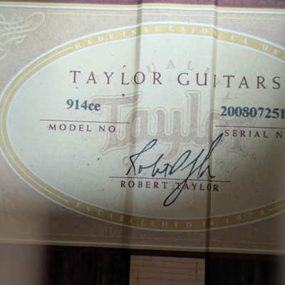 Taylor 914ce (ES1 electronics, traditional bracing and Cindy inlay) with original hard case - 2008 image 5