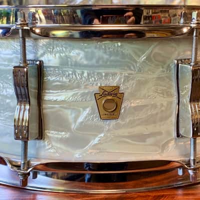 Ludwig White Marine Pearl 1960's -4 Piece Drum Set  W/ Jazz Festival SD image 9