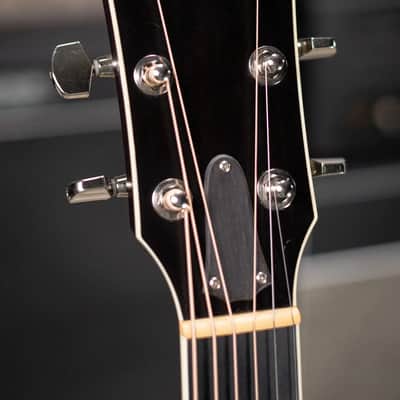 Taylor Custom Shop Dreadnought Acoustic Guitar - Vintage Sunburst with Hardshell Case - Used image 5
