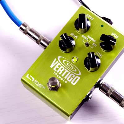 New Source Audio SA243 Vertigo Tremolo One Series Guitar Effects Pedal image 2