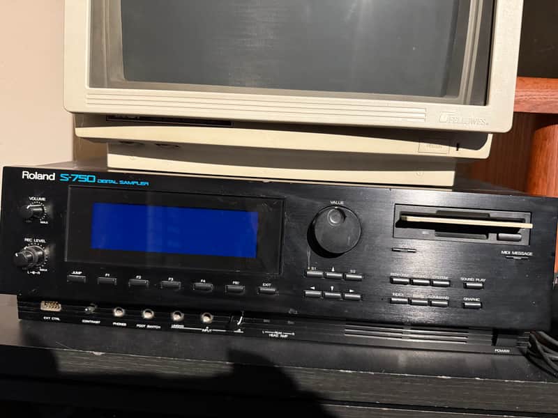 Roland S-750 Digital Sampler 1991 | Reverb