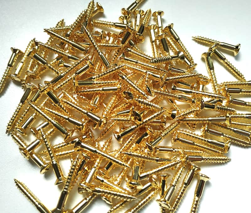 50 Gold 3,5 x 25mm screws for Tremolo or Strap locks image 1