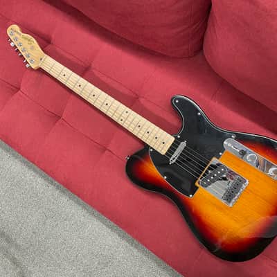 Squier Affinity Telecaster 2021 - 3 Tone Sunburst Texas Special pickups image 1