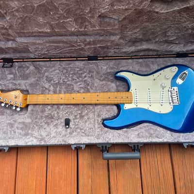 Fender American Ultra Stratocaster 2020 with Pure Vintage 57/62 pickups 2020 - Cobra Blue image 1