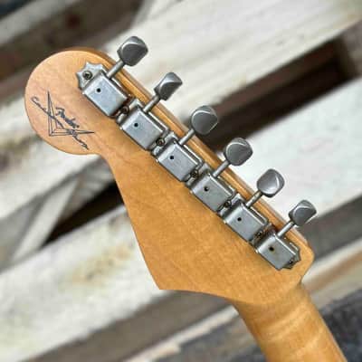 2005 Fender Custom Shop Greg Fessler Master Design 1964 Relic Gold Sparkle Stratocaster image 9