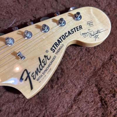 Fender Yngwie Malmsteen Artist Series Signature Stratocaster with Maple Fretboard 2007 - Present - Custom Shop - 1 of 2- Vintage White image 2