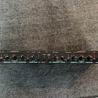 dbx 166A 2-Channel Compressor/Limiter Mid 90s - Black image 3