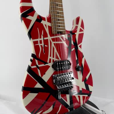 EVH Striped Series Frankie 2020 - Present - Red / White / Black Stripes Relic image 1