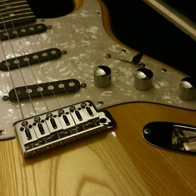 Vintage Early 80s Schecter Natural Ash 1-pc Body image 3
