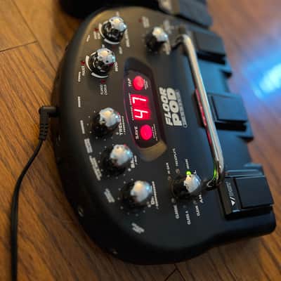 Line 6 Floor POD Multi-Effect and Amp Modeler 2006 - 2007 - Black image 3