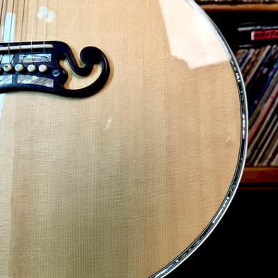 Gibson J-200 1995 - Natural image 3