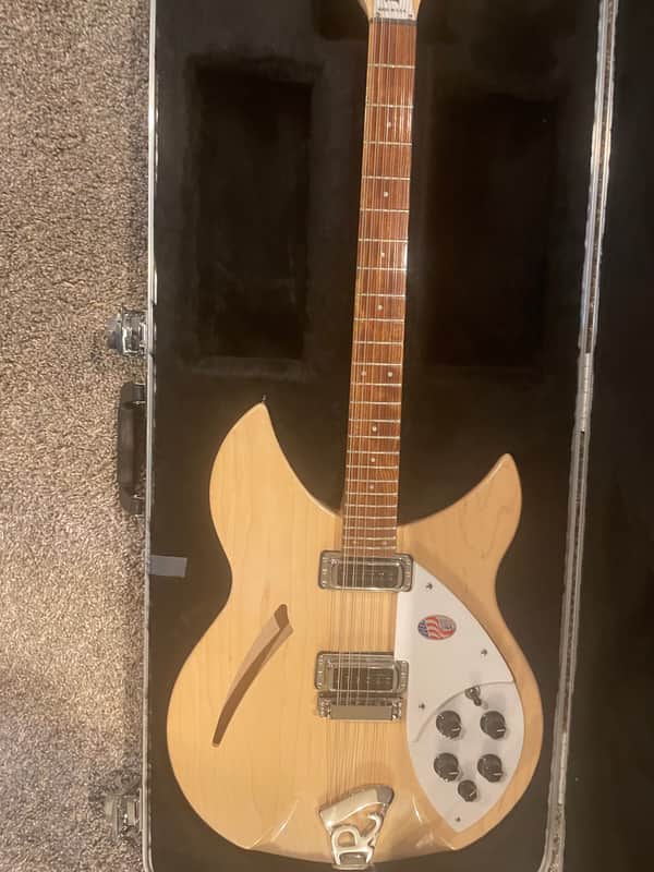 Rickenbacker 330 12 2022 Mapleglo image 1