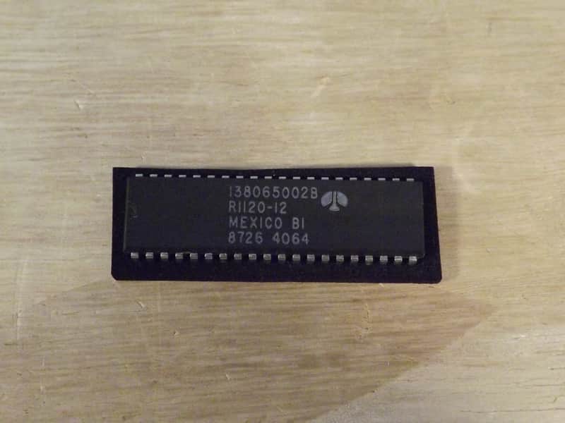 Ensoniq ESQ-1 parts - 138065002b Keyboard Encoder IC image 1