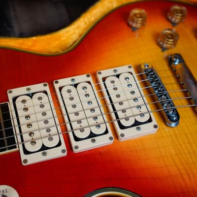 Greco EG-600PR Ace Frehley 3 Pickup Custom 1978 Sunburst w/ Case, Booklet, Cable image 18
