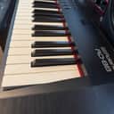 Roland RD-88 88-Key Weighted Stage Piano + Gig Bag – Excellent Condition