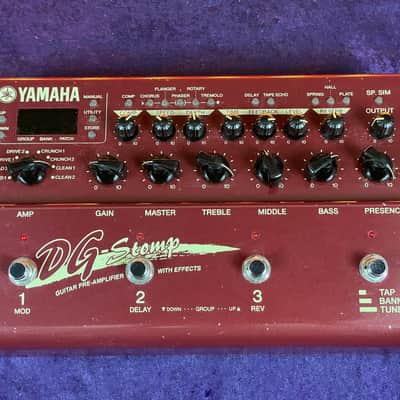 Yamaha DG Stomp (Model X5655) Digital guitar preamp and multi-effects pedal w/ Power Supply image 3