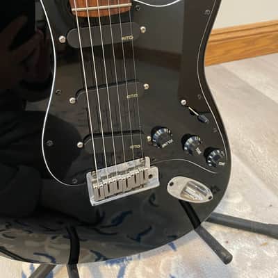 Fender American Standard Stratocaster with Rosewood Fretboard 1996 - 1997 - Black image 2