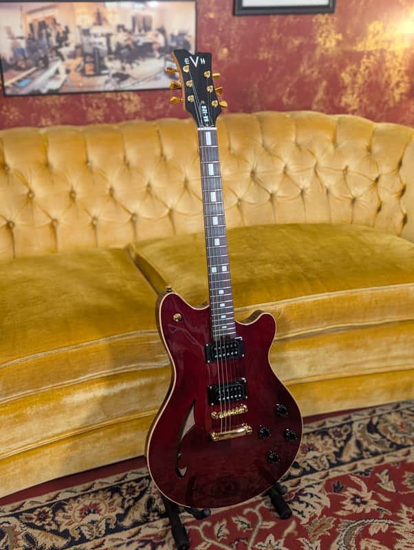 EVH SA-126 Standard 2025 - Present - Wine Red image 1