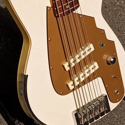 🎸 For Sale: 1999 Reverend Rumblefish R5L 5-String Bass Guitar – “New Old Stock”! 🎸 image 3
